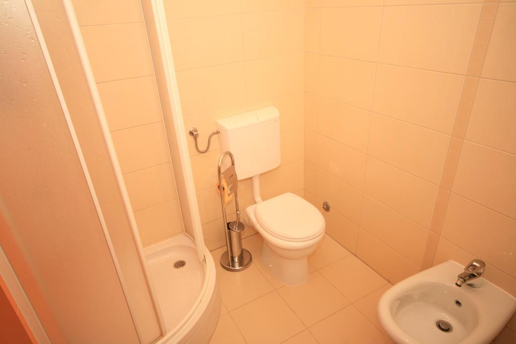 Ruzmarinka 4* Apartman Baška Kültér fotó