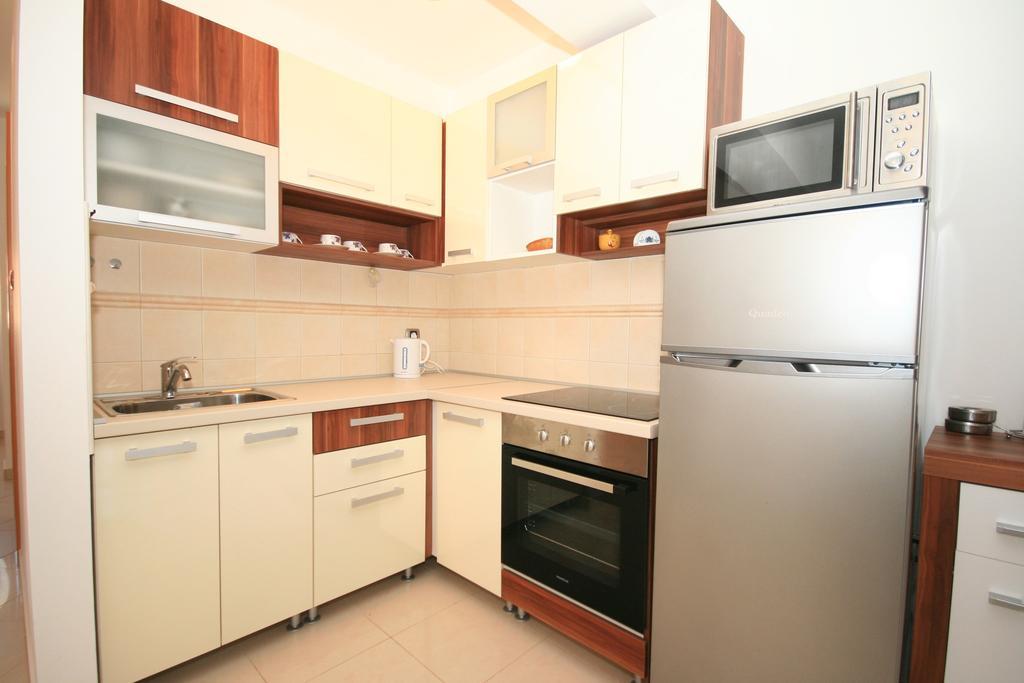 Ruzmarinka 4* Apartman Baška Kültér fotó