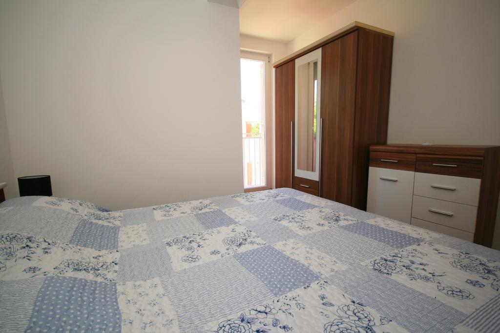 Ruzmarinka 4* Apartman Baška Kültér fotó