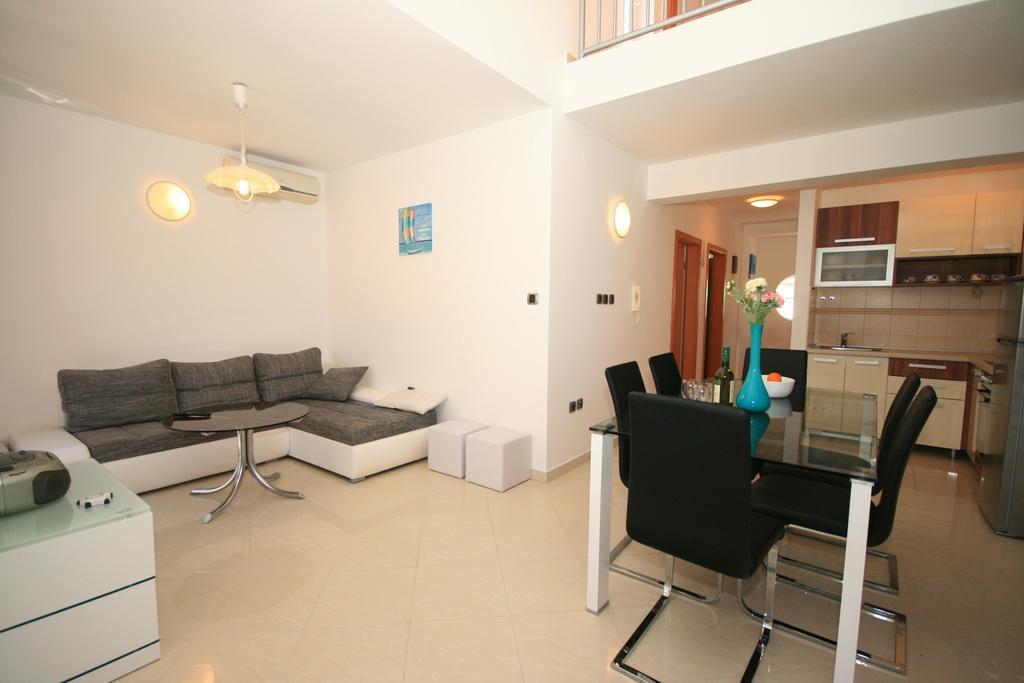 Ruzmarinka 4* Apartman Baška Kültér fotó