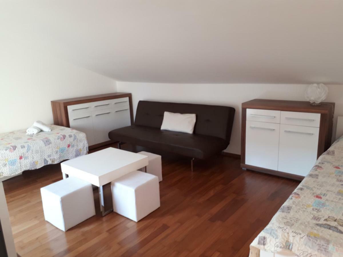 Ruzmarinka 4* Apartman Baška Kültér fotó